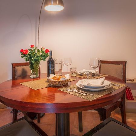 Casa Marina Apartment ปาแลร์โม ภายนอก รูปภาพ